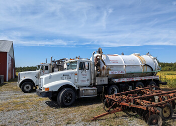 Ottawa septic tank service Devereaux & Son Septic Pumping LTD image 1