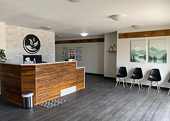 Saskatoon Manual Osteopaths Devin Gerwing, DOMP - THRIVE MUSCLE HEALTH & WELLNESS SASKATOON