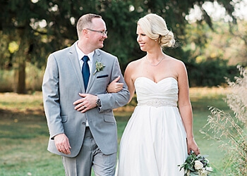 Huntsville wedding photographer Diana With Love Photography