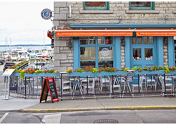 Kingston seafood restaurant Dianne's Fish Shack & Smokehouse
