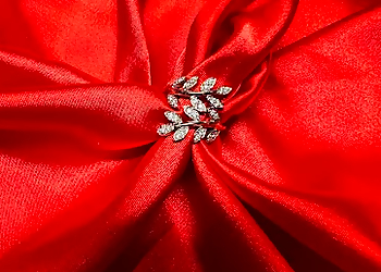 Dinatis Jewelry - Aurora, ON Bijouteries - Jewelry Display Image