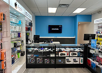 Direct Cell Cambridge - Cambridge, ON Cell Phone Repair - Business Interior Image