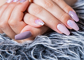 Red Deer nail salon Divine Nails image 1