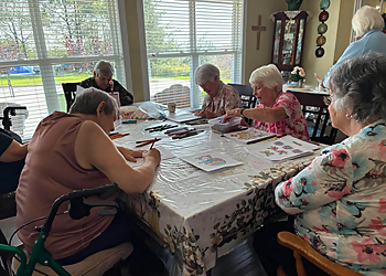Dobbelsteyn Care Homes - Saint John, NB Maisons De Retraite - Resident Group Image