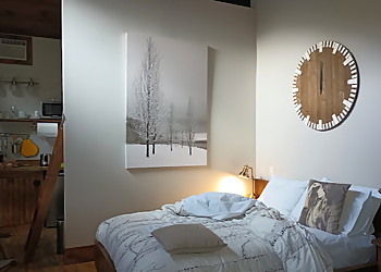 Domaine De La Baie - Shawinigan, QC Bed And Breakfast - Bed Interior Image