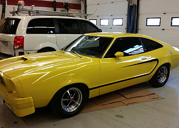 Oshawa auto body shop CSN Don Butt Auto Body Inc.