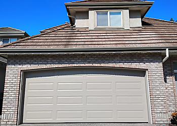 Coquitlam garage door repair Don Don Doors Inc.