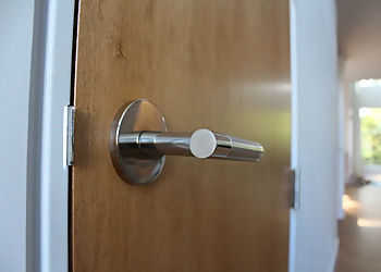 Donlox Harmer - Sherbrooke, QC Locksmiths - Service Image