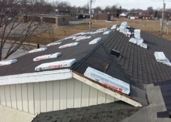 Welland roofing contractor Doug's Roofing & Construction
