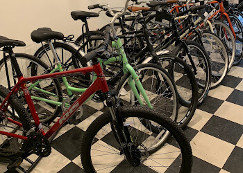 Hamilton bicycle shop Downtown Bike Hounds