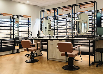 Quebec optician Doyle Optometrists & Opticians