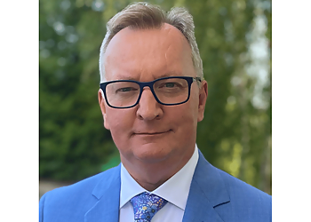London pediatric optometrist Dr. Aleksander Cendrowski, OD
