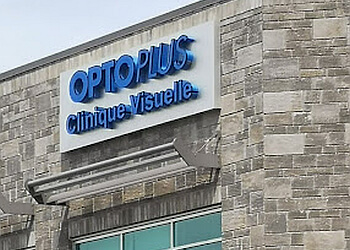 Gatineau pediatric optometrist Dr. Alexandra Fortier, BBA, OD - OPTOPLUS GATINEAU (Hull) - Centre visuel de l'Outaouais