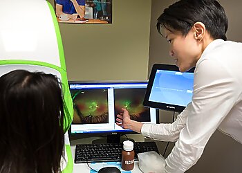 Vaughan optometrist Dr. Allyson Tang, OD, BSc - Dr. Allyson Tang Optometrist