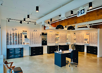 Chilliwack optometrist Dr. Amar Dhillon, OD - Kipp Eye Clinic & Optical