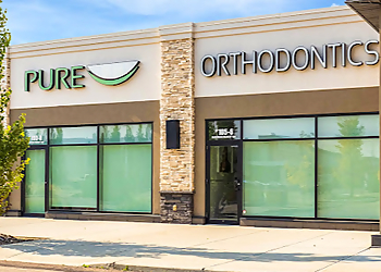 Red Deer Orthondontistes Dr. Amer Hussain - PURE ORTHODONTICS