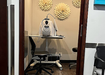 Airdrie Optométristes Dr. Amy Forrest, OD - AIRDRIE EYECARE