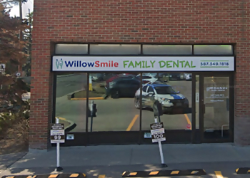 Calgary Podiatres Dr. Andrew Irvin - AXIS FOOT & ANKLE CLINIC