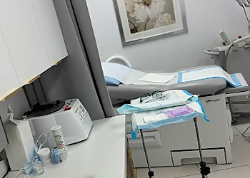 Montreal Urologues Dr. Andrew Steinberg - STEINBERG UROLOGY MONTREAL