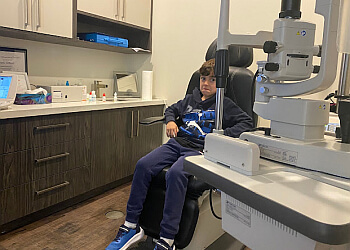 Kitchener pediatric optometrist Dr. Aneela Gillani, OD - CLEAR VISION EYE CARE