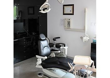 Longueuil Dentistes Dr. Anh Tuan Nguyen - CLINIQUE DENTAIRE SAINT-CHARLES