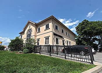 Pickering dentist Dr. Anna Aleinikov - DENTISTRY ON LIVERPOOL