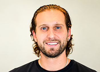 Dr. Anthony Careccia - PIED CONFORT - Blainville, QC Podiatrists - Doctor Portrait Image
