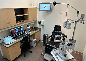 Hamilton pediatric optometrist Dr. Arif Surani, OD - DR. ARIF SURANI AND ASSOCIATES