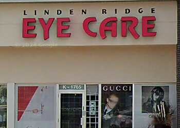 Winnipeg Optométristes Dr. Ashley Britton, OD - LINDEN RIDGE EYE CARE