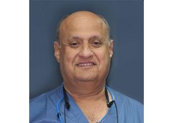 Pickering children dentist Dr. Ashraf Awadalla - Esquire Dental Centres
