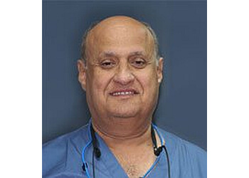 Pickering children dentist Dr. Ashraf Awadalla - ESQUIRE DENTAL CENTRES image 1