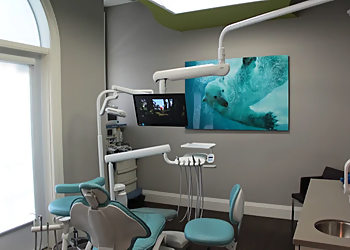 Dr. Azadeh Fini, DDS - Oakville, ON Children Dentists - Treatment Room Image