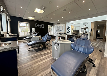 Oakville orthodontist Dr. Barbara Hart - HART ORTHODONTICS