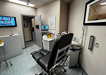 Mississauga podiatrist Dr. Barry Noble - PODIATRY ASSOCIATES