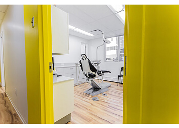 Saskatoon Dentistes Enfants Dr. Blake Mitchell - SIMPLI DENTAL