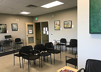 Dr. Bradley J Dibble - Barrie, ON Cardiologues - Waiting Room