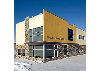 Winnipeg Dentistes Dr. Brant Toy - GARDEN CITY DENTAL CENTRE