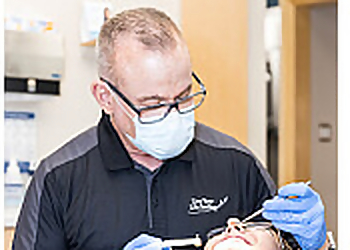 Dr. Bryan Kuppers - KUPPERS + GREENE ORTHODONTICS - Waterloo, ON Orthodontists - Treatment Room Image