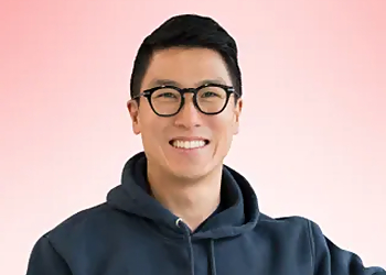 Dr. Byung Hoon Kim - BLOOMING DENTAL Dr. Byung Hoon Kim - Port Coquitlam, BC Dentists - Doctor Portrait Image