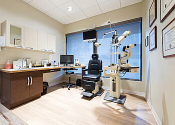 Kelowna pediatric optometrist Dr. Calvin Kettner, OD - ISIGHT OPTOMETRY
