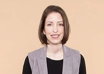 Dr. Caroline Jodoin - Saint Hyacinthe, QC Dentistes Cosmétiques - Doctor Portrait Image