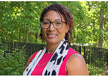 Dr. Cecelia Arscott, C. Psych - CBM PSYCHOLOGICAL & COUNSELLING SERVICES - Pickering, ON Mental Health & Counselling - Doctor Portrait Image
