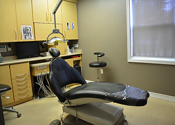 Dr. Chetna Wadhwa - Oshawa, ON Cosmetic Dentists - Treatment Room Image