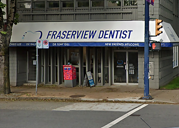 Vancouver Dentistes Cosmétiques Dr. Chris Lee - FRASERVIEW DENTIST