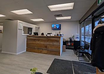 Pickering chiropractor Dr. Christopher Small, DC - CLARITY CHIROPRACTIC