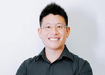 Dr. Corey Leung, DC - VANCOUVER BACK INSTITUTE Dr. Corey Leung, DC - VANCOUVER BACK INSTITUTE - Richmond, BC Chiropractors - Doctor Portrait Image