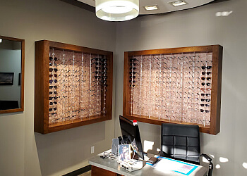 Thunder Bay Optométristes Pédiatriques Dr. Cory McKiel, OD - SUPERIOR VISION CENTRE