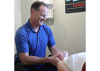 Aurora Chiropraticiens Dr. Craig Dingman, DC - ELEVATE CHIROPRACTIC