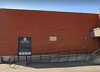 Dr. Dalton Sholter - Edmonton, AB Rhumatologues - Hospital Exterior Image