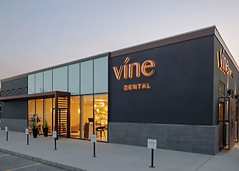 Dr. Dan Kobi - Kelowna, BC Dentistes - Clinic Exterior Image